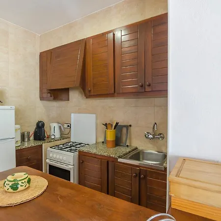 Apartment 37